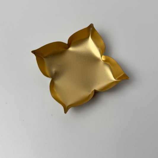 Triangle Metal Urli Bowl – Decorative Gold Candle Holder (Bulk for Gifting & Diwali Decor)T